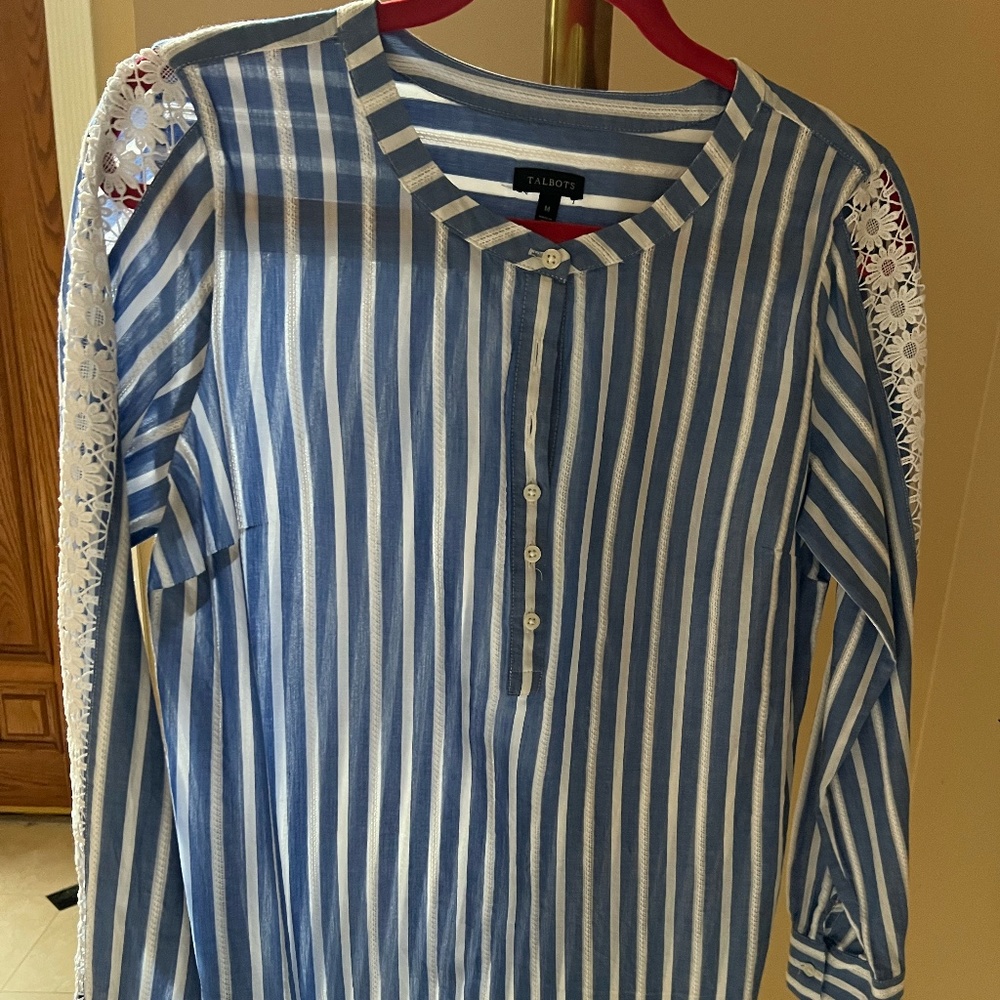 Talbots Blue & White Striped Top With Lace Sleeves Blouse